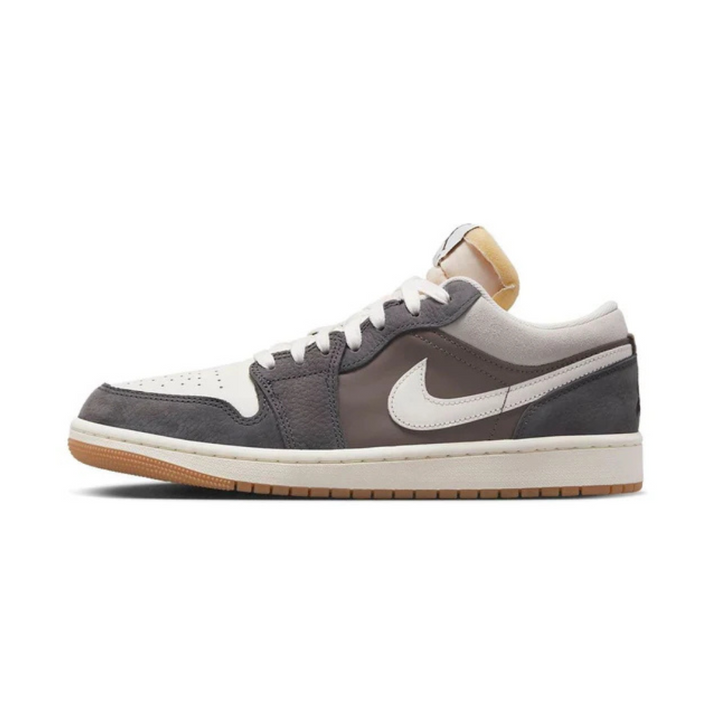 Jordan 1 Low SNKRS Day Korea Magpie (2023)